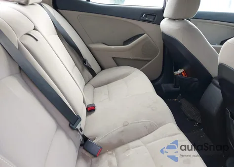 2013 Kia Optima Lx z USA, uszkodzony, nr VIN 5XXGM4A73DG237348